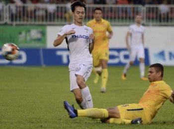 Thông tin trận đấu HAGL 1-1 Nam Định: Kiatisak đánh rơi 3 điểm ngày ra mắt