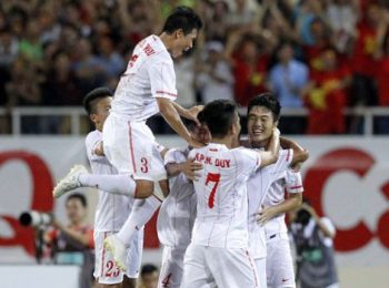 U19 Việt Nam nỗ lực nhằm tấn công mình trước đại diện của Nhật Bản