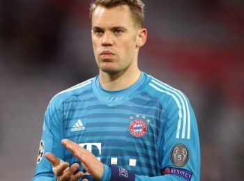Thủ môn Manuel Neuer nghỉ hết năm