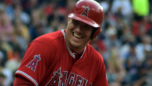 Mike Trout phải phẫu thuật chấn thương ở chân