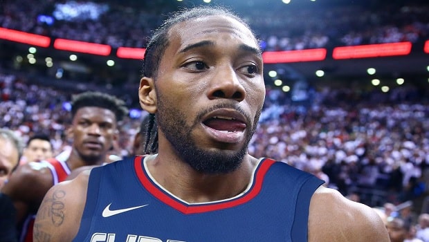 Kawhi được tôn vinh khi Clippers đánh bại Toronto