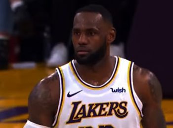 Lakers đánh bại mặt trời