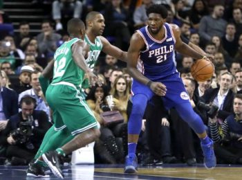 Joel Embiid dính chấn thương vai trong trận Cavaliers