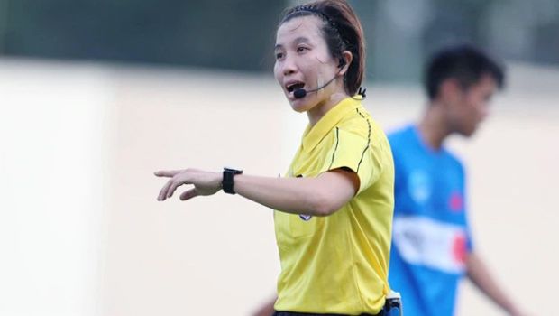 V-League sẽ sớm có trọng tài nữ cầm còi