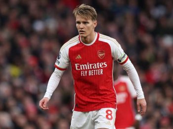 Martin Odegaard đưa ra quan điểm về cuộc vô địch Ngoại hạng Anh