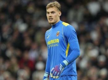 Chelsea gửi lời đề nghị trị giá 17 triệu bảng cho thủ môn Villarreal
