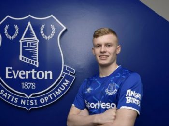 Jarrad Branthwaite từ chối việc gia hạn với Everton