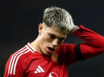 Chưa rời MU, đồng đội cũ đã nhận cảnh báo từ Ronaldo