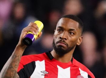 Ivan Toney bị bắt vì cáo buộc hành hung ở quán bar ở London