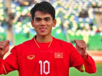 Khuất Văn Khang gánh vác nhiệm vụ quan trọng ở U23 Việt Nam