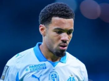 HLV Marseille lên tiếng về việc ít sử dụng Ethan Nwaneri