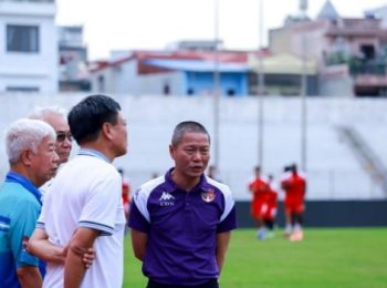 HLV Chu Đình Nghiêm chia tay CLB Hải Phòng